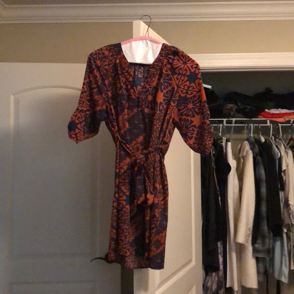 Dress - Picture 3 of 5